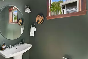 1420 18th Ave, Seattle, WA 98122 - Photo 20