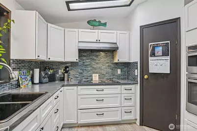 9244 Longhorn Loop SE, Olympia, WA 98501 - Photo 12