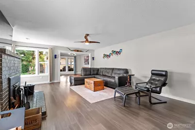 733 2nd Street, Woodland, WA 98674 - Photo 4