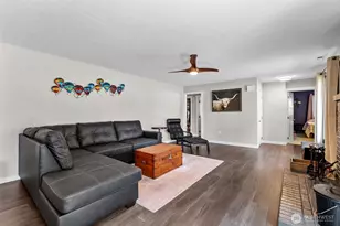 733 2nd St, Woodland, WA 98674 - Photo 6