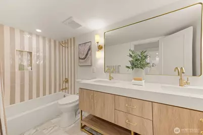 7534 Jones Avenue NW, Seattle, WA 98117 - Photo 18