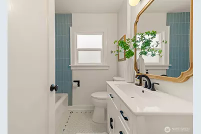 7534 Jones Avenue NW, Seattle, WA 98117 - Photo 14