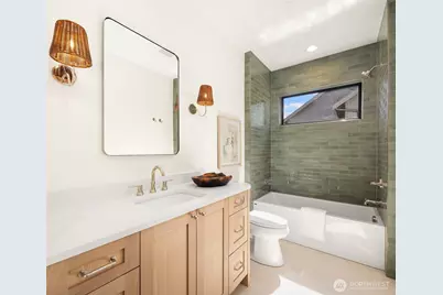 12601 NE 80th Street, Kirkland, WA 98033 - Photo 32