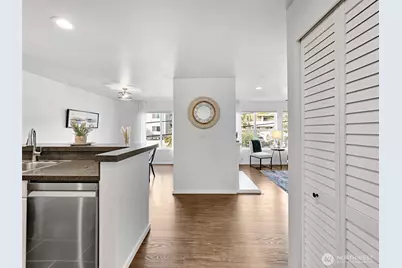 500 Aloha Street #305, Seattle, WA 98109 - Photo 12