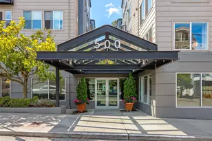 500 Aloha St, Seattle, WA 98109 - Photo 26