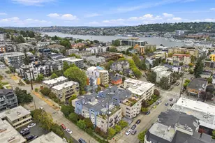 500 Aloha St, Seattle, WA 98109 - Photo 32