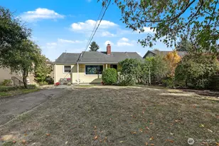 3046 24th Ave W, Seattle, WA 98199 - Photo 2