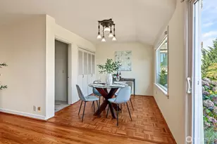 3046 24th Ave W, Seattle, WA 98199 - Photo 14