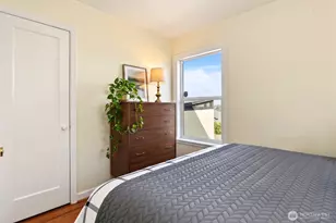 3046 24th Ave W, Seattle, WA 98199 - Photo 24