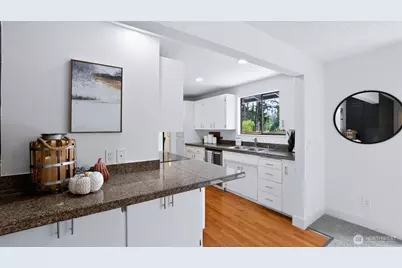14404 167th Place SE, Renton, WA 98059 - Photo 16