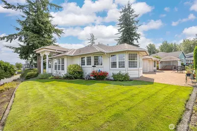 911 E Pacificview Drive, Bellingham, WA 98229 - Photo 38