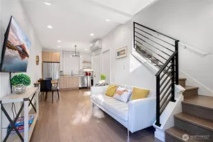 710 McGraw St, Seattle, WA 98109 - Photo 4