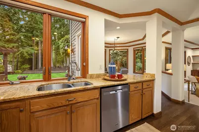 3335 258th Avenue SE, Sammamish, WA 98075 - Photo 10