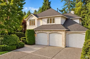 2736 258th Pl SE, Sammamish, WA 98075 - Photo 2