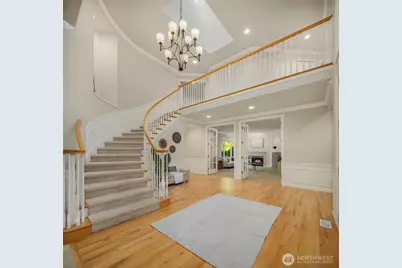 2736 258th Place SE, Sammamish, WA 98075 - Photo 4