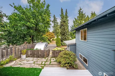 9032 NE 132nd Place, Kirkland, WA 98034 - Photo 34