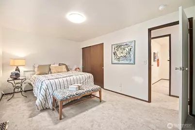 9032 NE 132nd Place, Kirkland, WA 98034 - Photo 14
