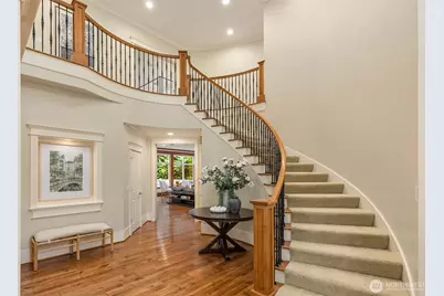 13102 Trail Heights Court NE, Bainbridge Island, WA 98110 - Photo 4