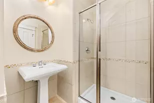 13102 Trail Heights Ct NE, Bainbridge Island, WA 98110 - Photo 24