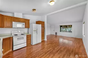 8585 Harborview Rd, Blaine, WA 98230 - Photo 14