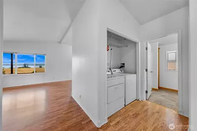 8585 Harborview Road #5, Blaine, WA 98230 - Photo 22