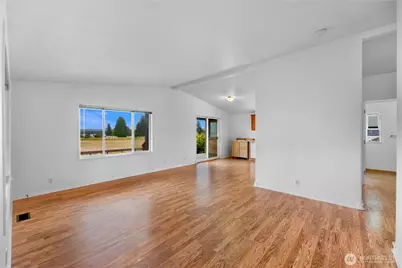 8585 Harborview Road #5, Blaine, WA 98230 - Photo 6