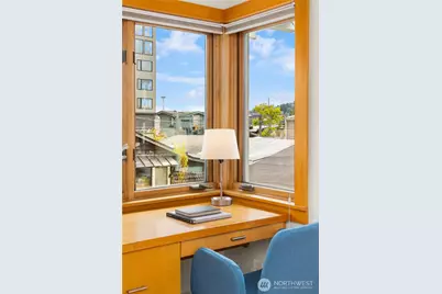 2331 Fairview Avenue E #I, Seattle, WA 98102 - Photo 18