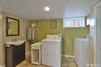328 NE 52nd Street, Seattle, WA 98105 - Photo 26