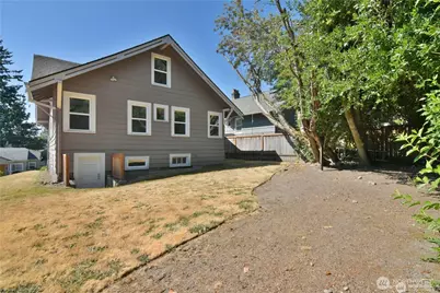 328 NE 52nd Street, Seattle, WA 98105 - Photo 30