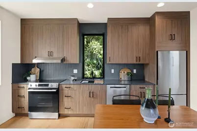 1419 36th Avenue S, Seattle, WA 98144 - Photo 4