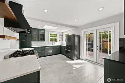 2704 SW 152nd Place, Burien, WA 98166 - Photo 4