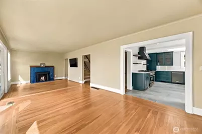 2704 SW 152nd Place, Burien, WA 98166 - Photo 10