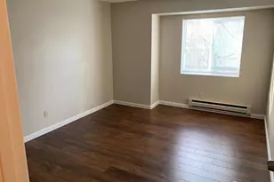 1609 Maple Ln, Kent, WA 98030 - Photo 8