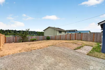 2907 2909 SW Cloverdale Street, Seattle, WA 98126 - Photo 8