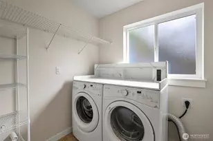 215 SW 144th St, Burien, WA 98166 - Photo 32