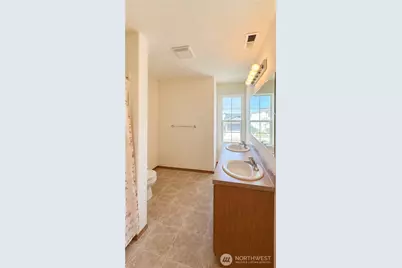 1705 Guernsey Street, Sunnyside, WA 98944 - Photo 36