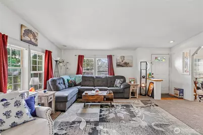 704 87th Avenue NE #4, Lake Stevens, WA 98258 - Photo 4