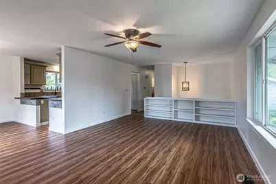 2704 180th Avenue E, Lake Tapps, WA 98391 - Photo 12