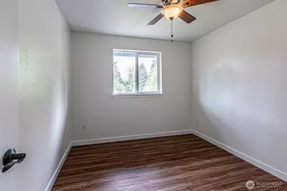 2704 180th Avenue E, Lake Tapps, WA 98391 - Photo 14