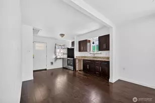 110 Lincoln Ave, Kent, WA 98032 - Photo 4
