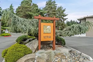 12701 NE 9th Pl, Bellevue, WA 98005 - Photo 22