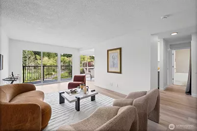 12701 NE 9th Place #D306, Bellevue, WA 98005 - Photo 2