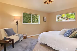 124 N 180th St, Shoreline, WA 98133 - Photo 14