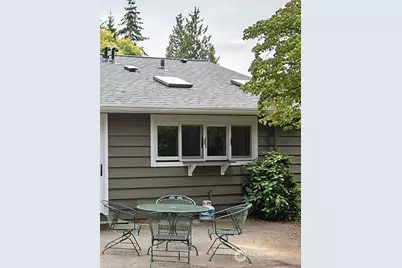 124 N 180th Street, Shoreline, WA 98133 - Photo 10