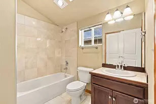 6211 7th Ave NW, Seattle, WA 98107 - Photo 18