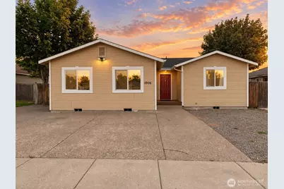 1906 N Yew Street, Ellensburg, WA 98926 - Photo 1