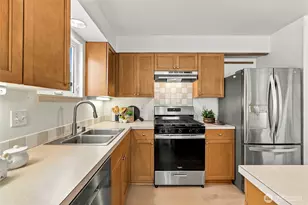6735 Shaffer Ave S, Seattle, WA 98108 - Photo 12