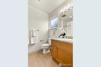 6735 Shaffer Avenue S, Seattle, WA 98108 - Photo 18