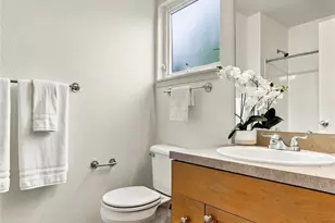 6735 Shaffer Ave S, Seattle, WA 98108 - Photo 18