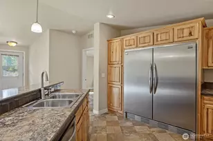 3399 Wilson Rd, Oak Harbor, WA 98277 - Photo 12